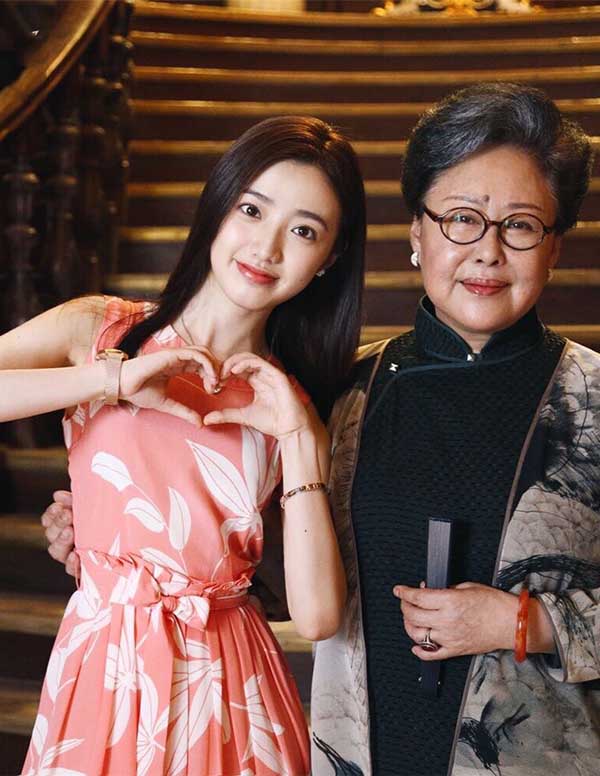 波士顿外围留学生