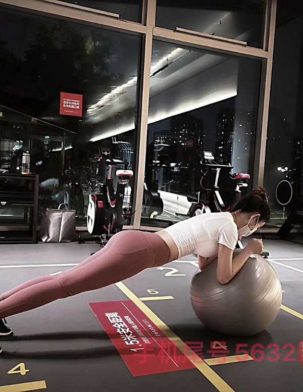 新加坡高端模特微信