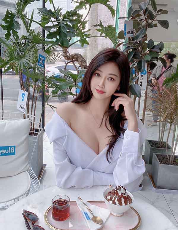 迪拜外围预约上门