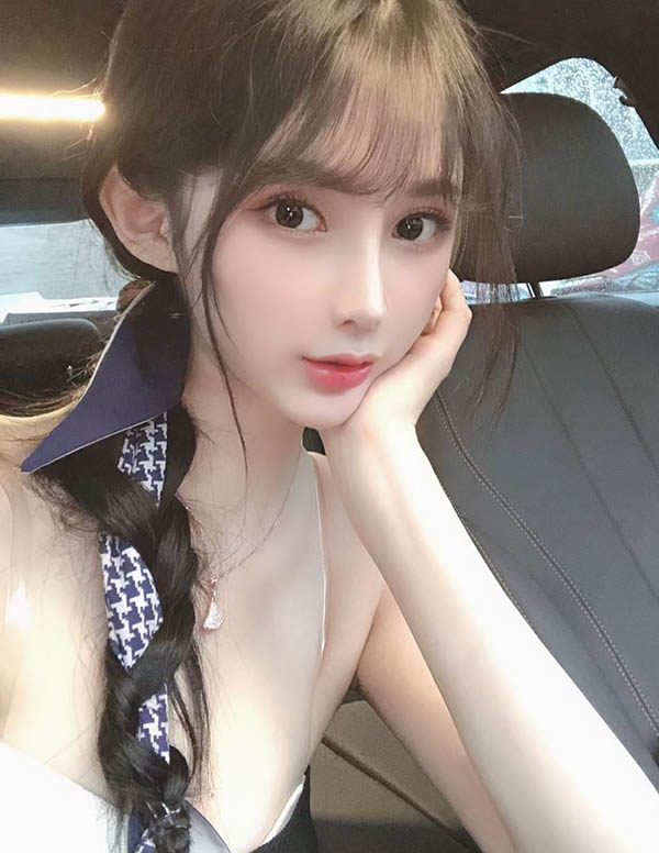 芝加哥外围女大学生